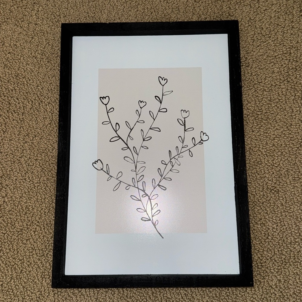 minimalistic flower painting.